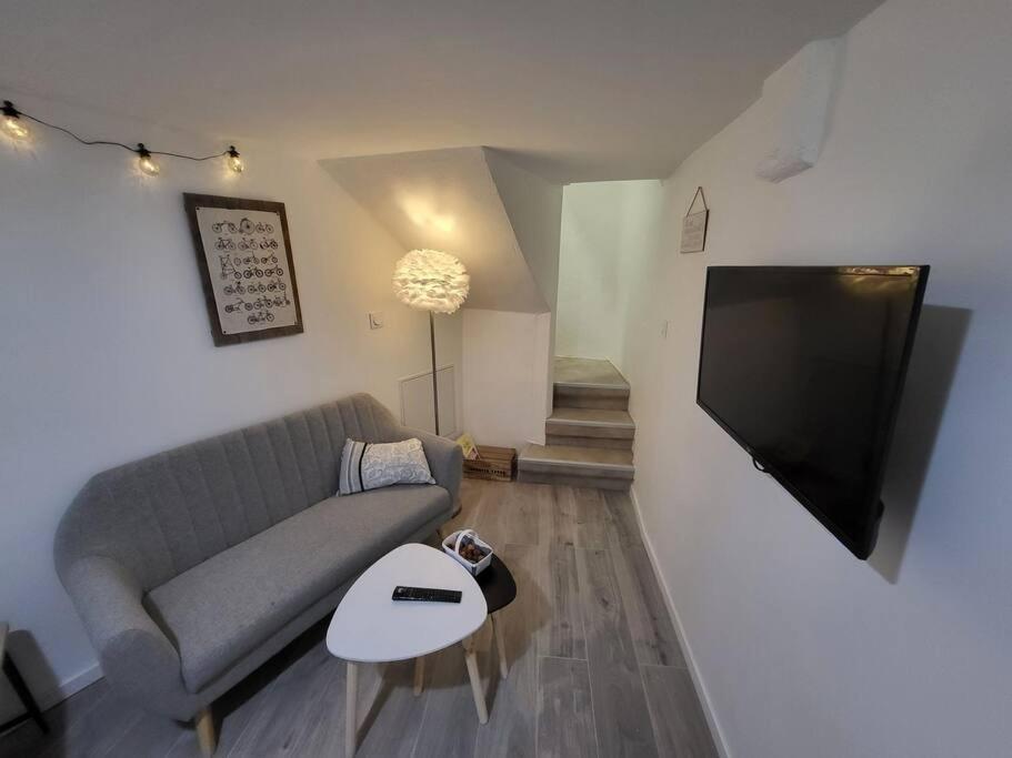 Superbe Appartement T2 Centre Historique La Souterraine Ngoại thất bức ảnh